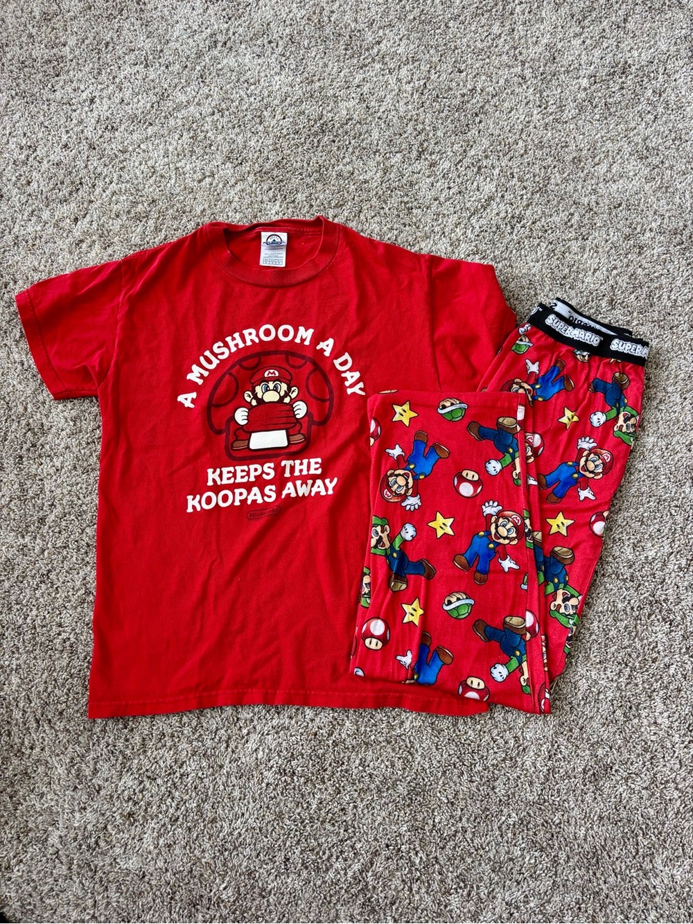 Boys super Mario Nintendo Red tshirt and Pajama pant set